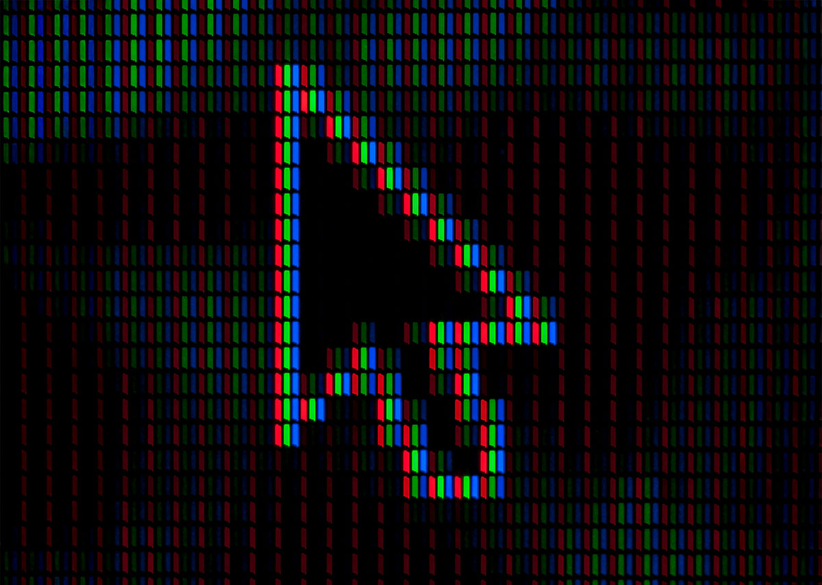 Weißes Pfeil-Logo in Pixelformat
